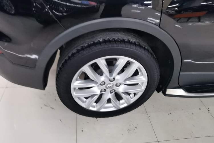 Used Buick Envision 2020 28T Four-Wheel Drive Elite Version Right Rear Wheel Hub