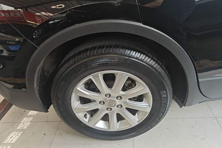 Used Buick Envision 2020 20T Two-Wheel Drive Leading Version Right Rear Wheel Hub