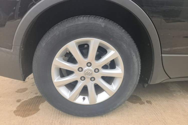 Used Buick Envision 2020 20T Two-Wheel Drive Leading Version Right Rear Wheel Hub