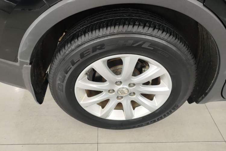Used Buick Envision 2020 20T Two-Wheel Drive Elite Version Right Rear Wheel Hub
