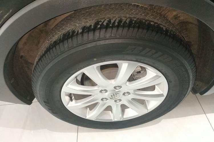 Used Buick Envision 2020 20T Two-Wheel Drive Luxury Model Right Rear Wheel Hub