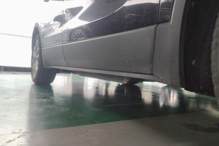 Used Buick Envision 2020 28T Four-Wheel Drive Elite Version Right Side Sill