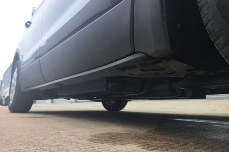 Used Buick Envision 2020 20T Two-Wheel Drive Leading Version Right Side Sill