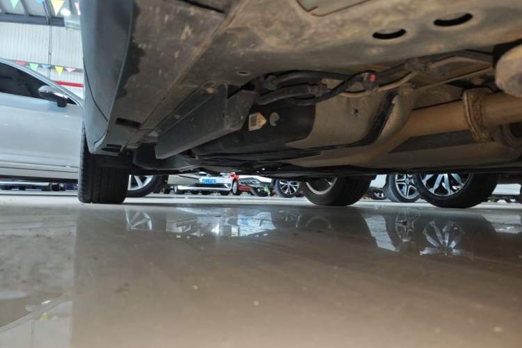 Used Buick Envision 2020 28T Four-Wheel Drive Elite Version Right Side Sill
