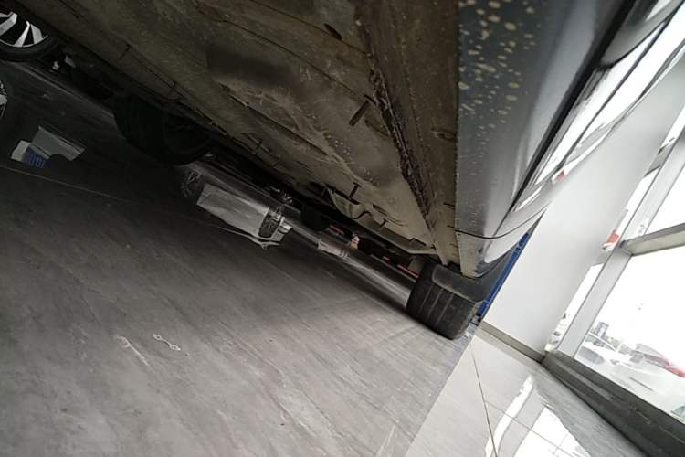 Used Buick Envision 2020 Encore GX S 652T Two-Wheel-Drive Limited-Edition S Sport Version Right Side Sill