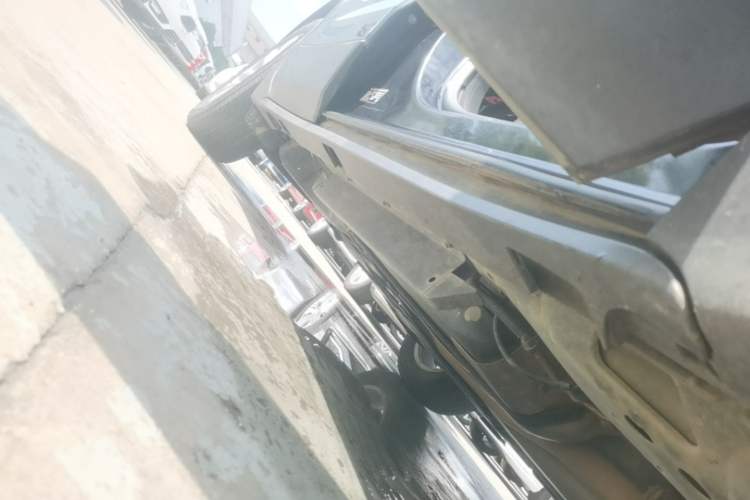 Used Buick Envision 2020 20T Two-Wheel Drive Elite Version Right Side Sill