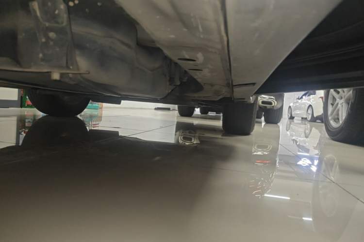 Used Buick Envision 2020 20T Two-Wheel Drive Elite Version Right Side Sill