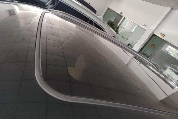 Used Buick Envision 2020 Encore S 652T Two-Wheel Drive Luxury Model Roof
