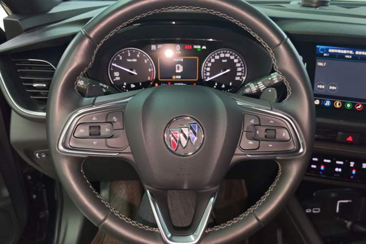 Used Buick Envision 2020 Encore S 652T Four-Wheel Drive Luxury Model Steering Wheel