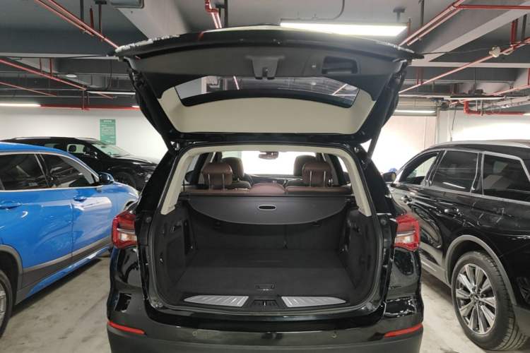 Used Buick Envision 2020 28T Four-Wheel Drive Elite Version Trunk