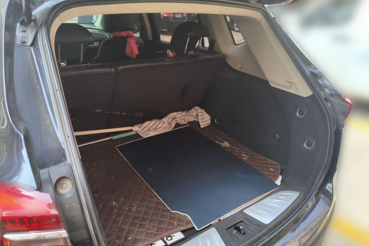 Used Buick Envision 2020 20T Two-Wheel Drive Leading Version Trunk