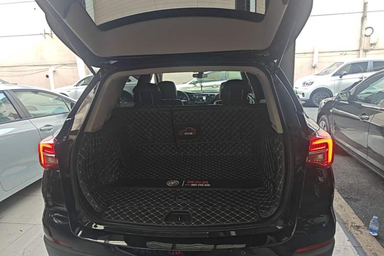 Used Buick Envision 2020 20T Two-Wheel Drive Leading Version Trunk