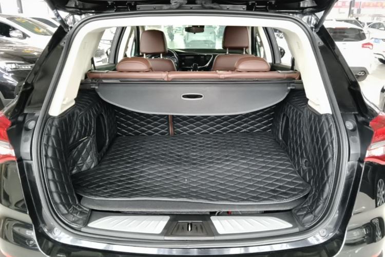 Used Buick Envision 2020 20T Two-Wheel Drive Luxury Model Trunk