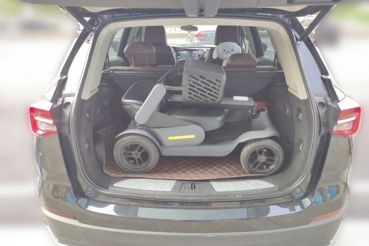 Used Buick Envision 2020 20T Two-Wheel Drive Luxury Model Trunk