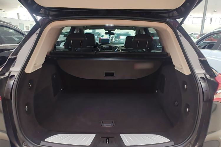 Used Buick Envision 2020 20T Two-Wheel Drive Leading Version Trunk