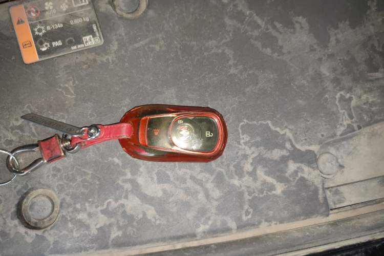 Used Buick Envision 2020 20T Two-Wheel Drive Leading Version Vehicle Key