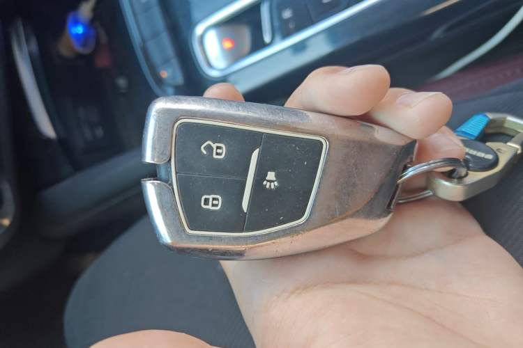 Used Buick Envision 2020 Onix S 652T Two-Wheel Drive Elite Model Vehicle Key