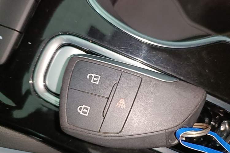 Used Buick Envision 2020 Onix S 652T Two-Wheel Drive Elite Model Vehicle Key