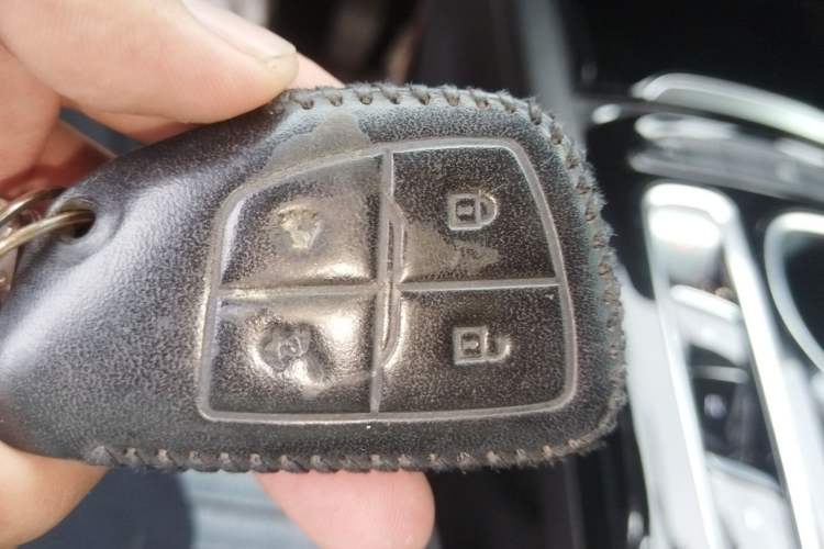 Used Buick Envision 2020 Onix S 652T Two-Wheel Drive Elite Model Vehicle Key