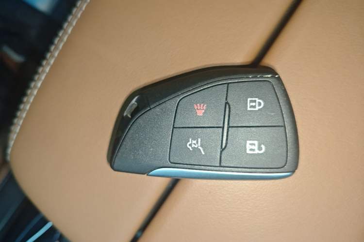 Used Buick Envision 2020 Encore GX S 652T Two-Wheel-Drive Limited-Edition S Sport Version Vehicle Key