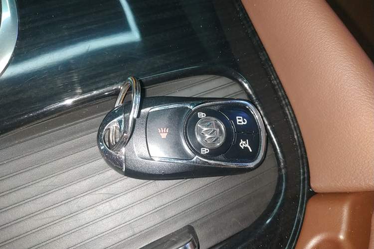 Used Buick Envision 2020 20T Two-Wheel Drive Luxury Model Vehicle Key