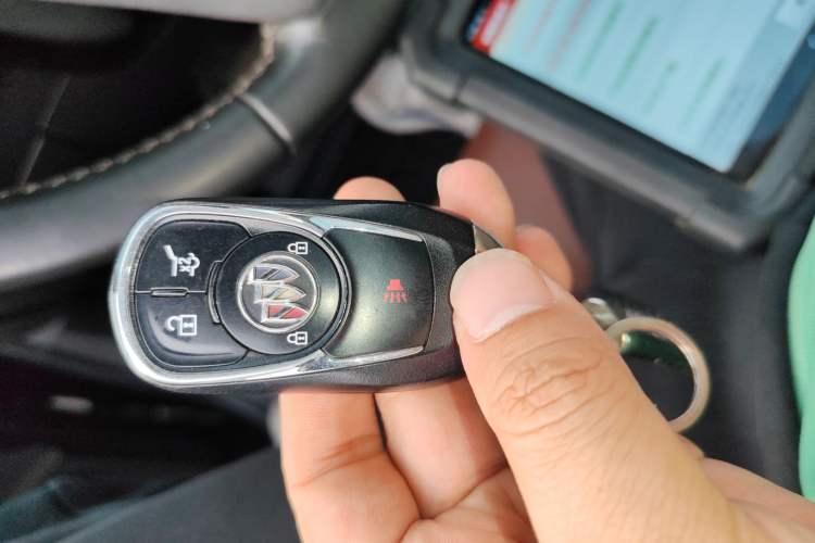 Used Buick Envision 2020 20T Two-Wheel Drive Luxury Model Vehicle Key