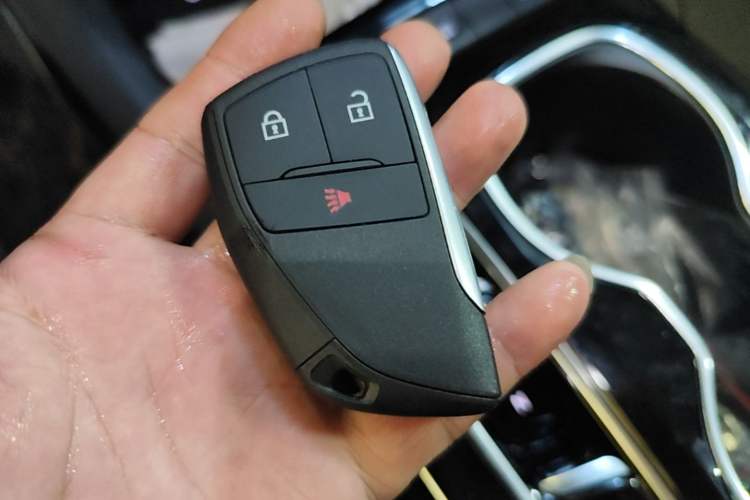 Used Buick Envision 2020 Onix S 652T Two-Wheel Drive Elite Model Vehicle Key