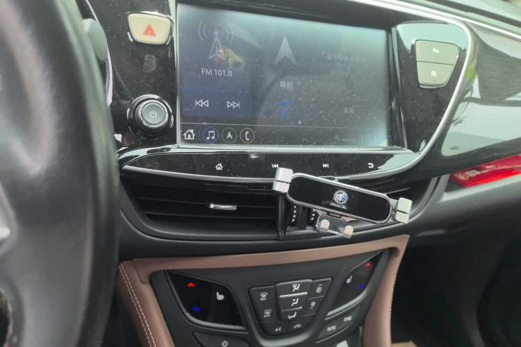 Used Buick Envision 2020 28T Four-Wheel Drive Elite Version Audio And AC Panel