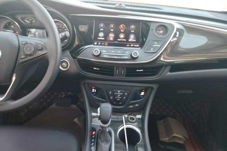 Used Buick Envision 2020 20T Two-Wheel Drive Leading Version Audio And AC Panel