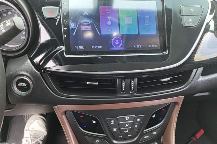 Used Buick Envision 2020 28T Four-Wheel Drive Elite Version Audio And AC Panel