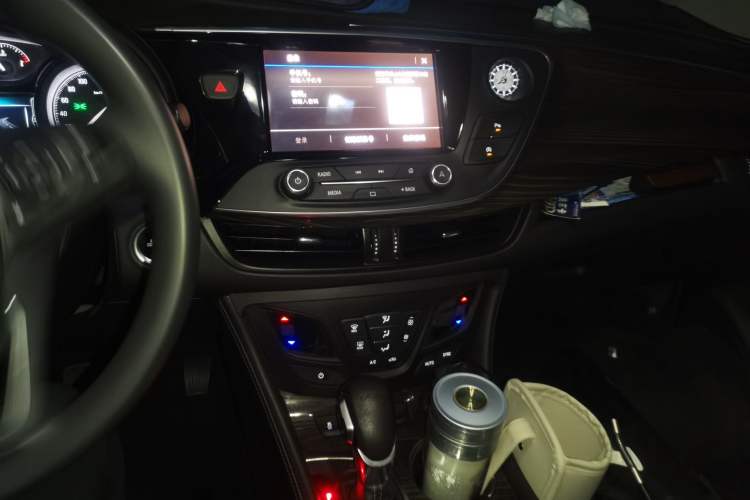 Used Buick Envision 2020 20T Two-Wheel Drive Leading Version Audio And AC Panel