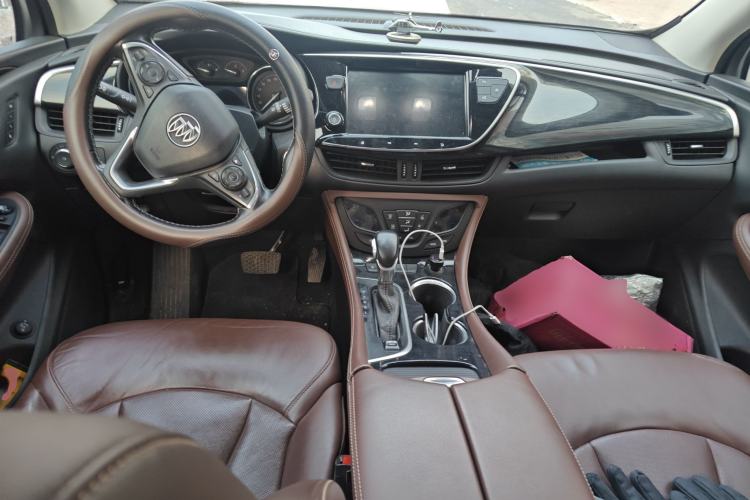 Used Buick Envision 2020 20T Two-Wheel Drive Luxury Model Center Console