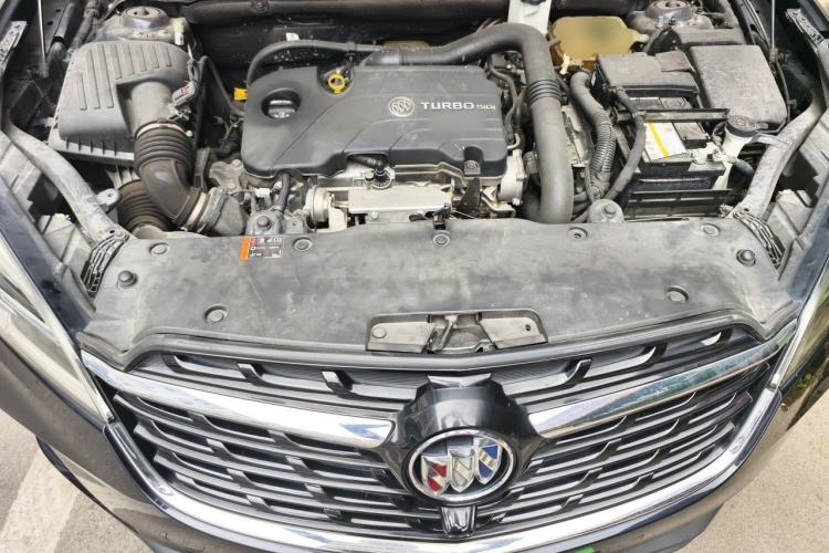 Used Buick Envision 2020 20T Two-Wheel Drive Luxury Model Engine Bay