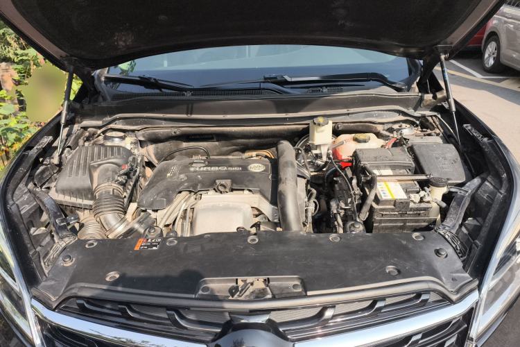 Used Buick Envision 2020 28T Four-Wheel Drive Elite Version Engine Bay
