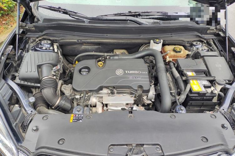 Used Buick Envision 2020 20T Two-Wheel Drive Elite Version Engine Bay