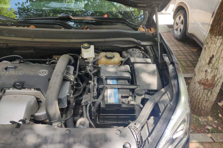 Used Buick Envision 2020 28T Four-Wheel Drive Elite Version Engine Bay Left