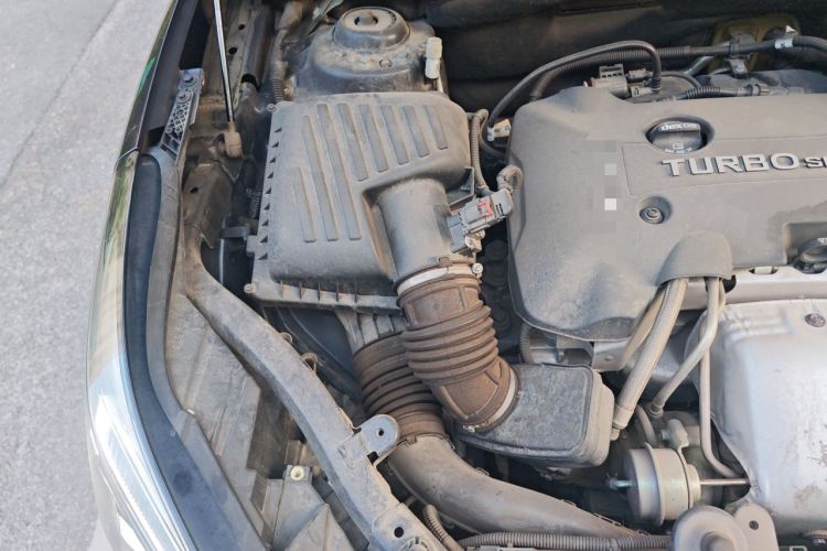 Used Buick Envision 2020 28T Four-Wheel Drive Elite Version Engine Bay Right