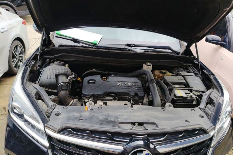 Used Buick Envision 2020 20T Two-Wheel Drive Leading Version Engine Bay