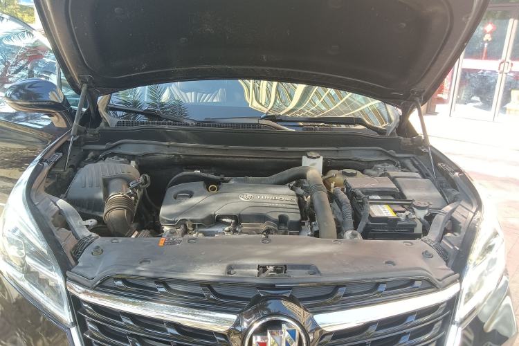 Used Buick Envision 2020 20T Two-Wheel Drive Leading Version Engine Bay