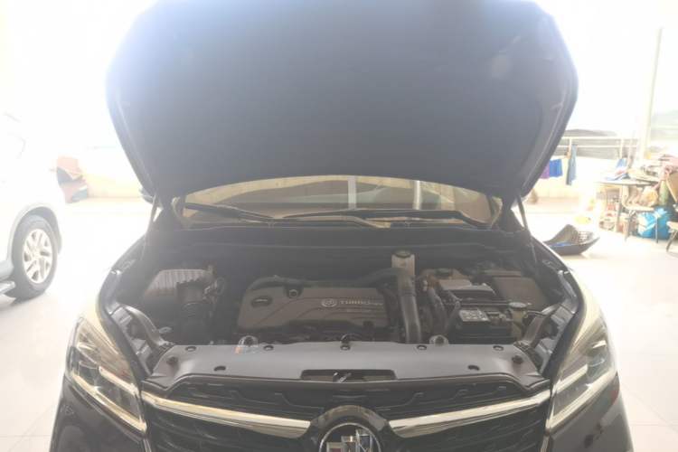 Used Buick Envision 2020 20T Two-Wheel Drive Elite Version Engine Bay