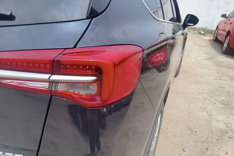 Used Buick Envision 2020 28T All-Wheel-Drive Versatile Sport Flagship Edition Exterior 3
