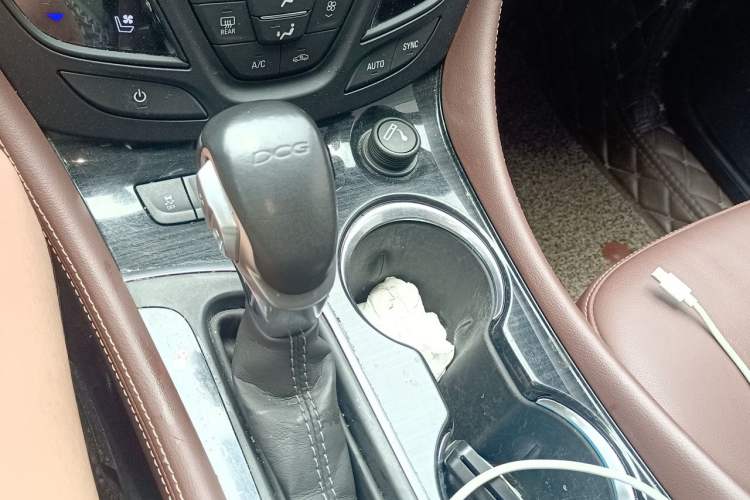 Used Buick Envision 2020 20T Two-Wheel Drive Luxury Model Gear Lever
