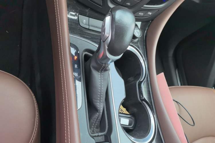 Used Buick Envision 2020 28T Four-Wheel Drive Elite Version Gear Lever