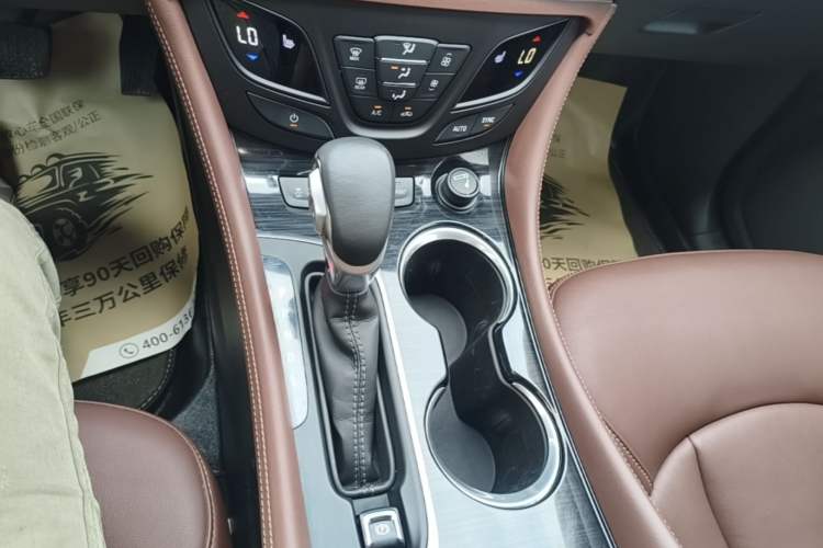 Used Buick Envision 2020 28T Four-Wheel Drive Elite Version Gear Lever
