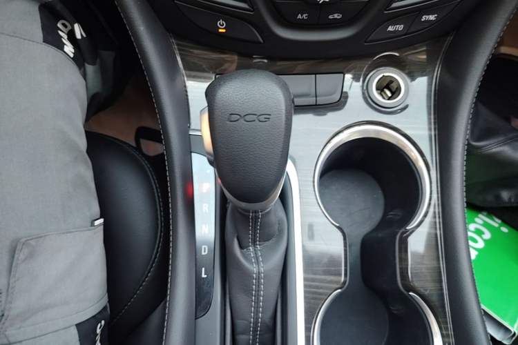 Used Buick Envision 2020 20T Two-Wheel Drive Leading Version Gear Lever