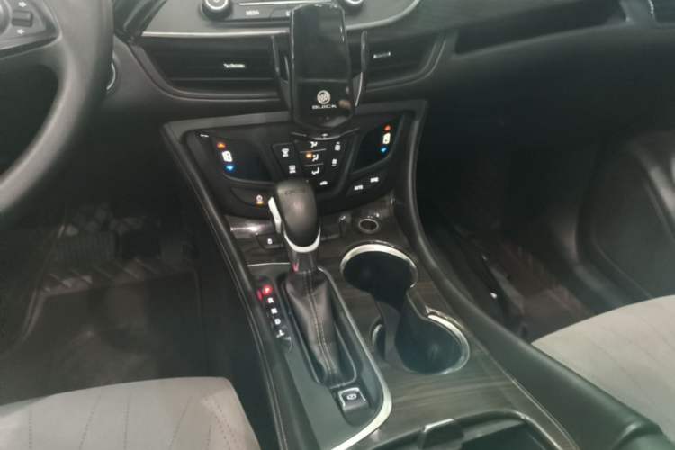 Used Buick Envision 2020 20T Two-Wheel Drive Leading Version Gear Lever