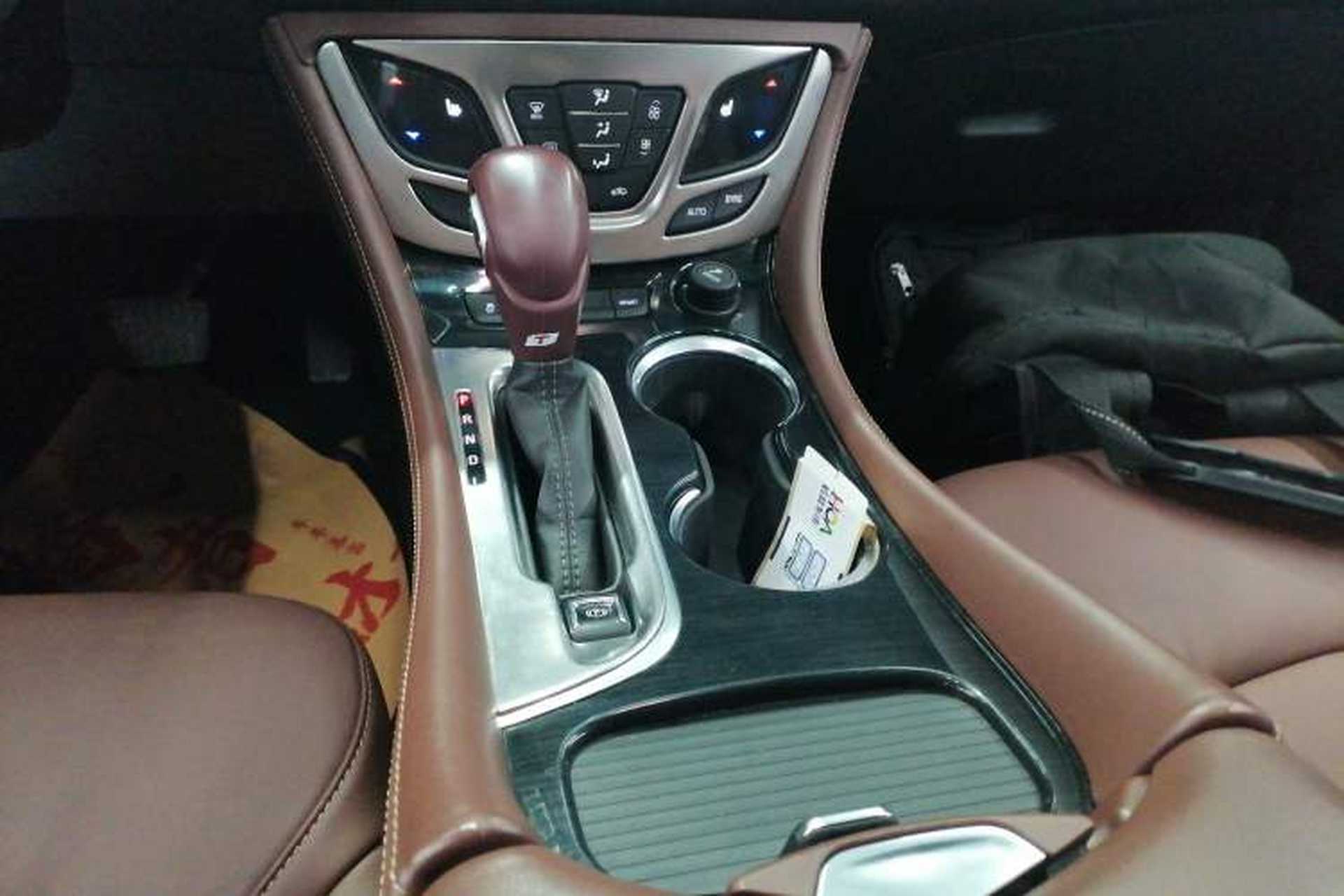 Used Buick Envision 2020 28T Four-Wheel Drive Elite Version Gear Lever