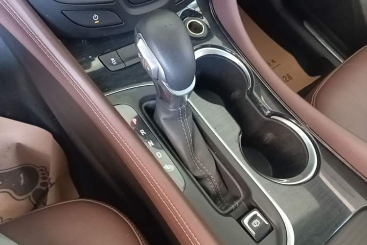 Used Buick Envision 2020 28T Four-Wheel Drive Elite Version Gear Lever