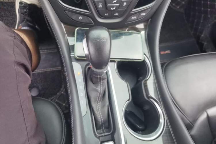 Used Buick Envision 2020 20T Two-Wheel Drive Elite Version Gear Lever