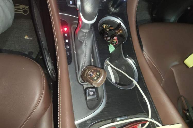 Used Buick Envision 2020 28T Four-Wheel Drive Elite Version Gear Lever